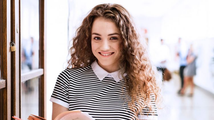 Invisalign Teen Madrid - ortodoncia invisible para adolescentes - Clínica dental Madrid centro Bordonclinic