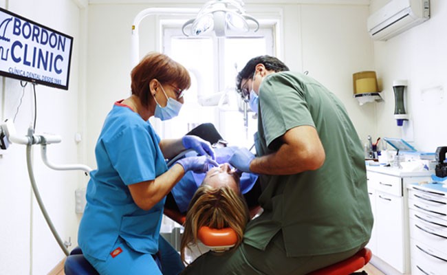 Cirugía ultrasónica clínica dental Madrid - BORDONCLINIC