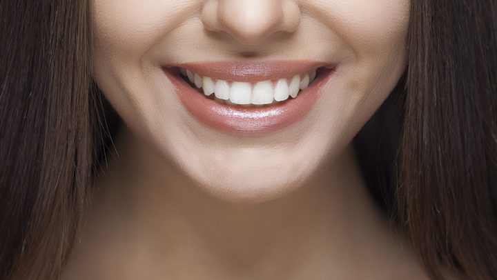 Cómo blanquear los dientes: consejos imprescindibles