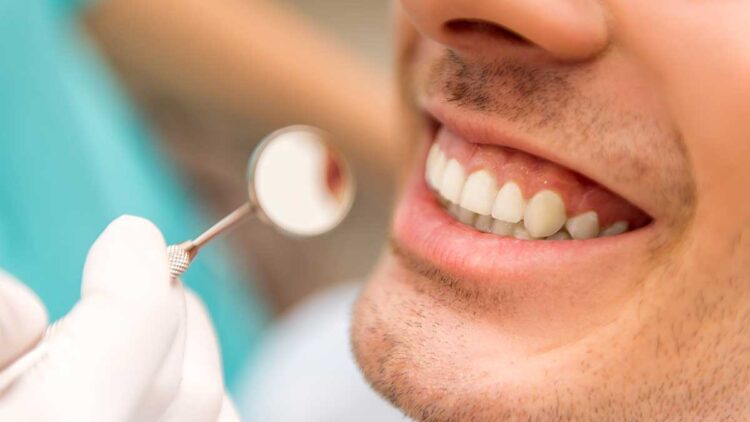 Sonrisa gingival: causas y tratamiento