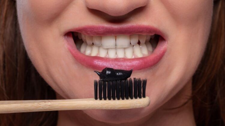 Carbón activado para los dientes | BordonClinic