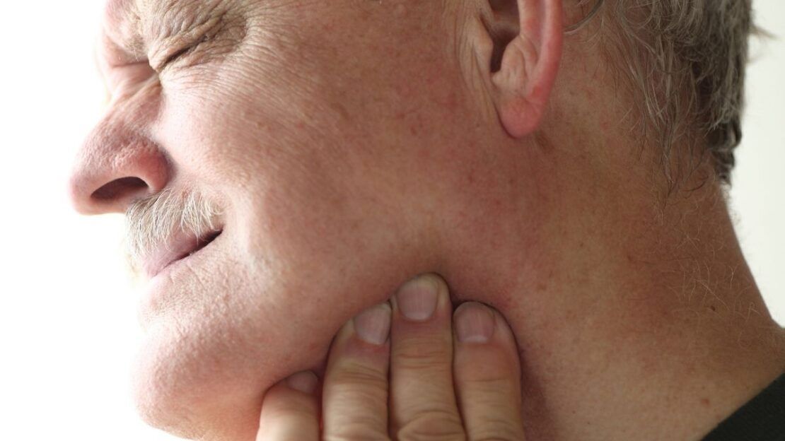 Carillas Feldespáticas Carillas Feldespáticas - Clínica Dental Bordonclinic
